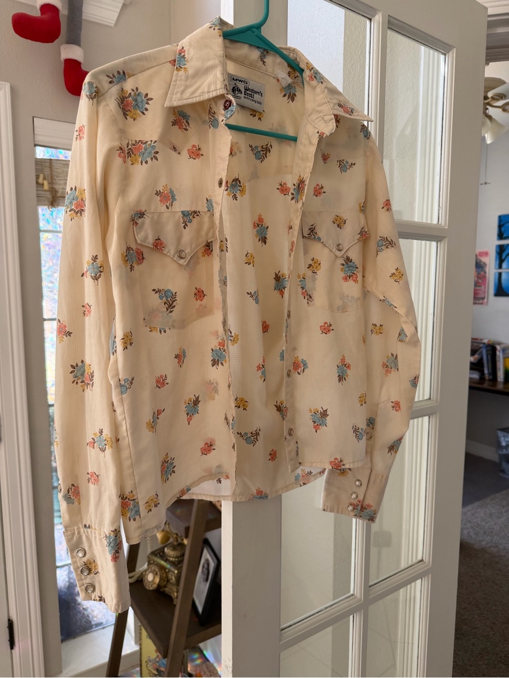Vintage Floral Cream Western Shirt - cropped, medium